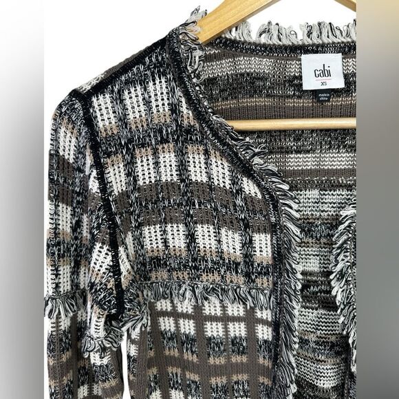 Cabi Women's Brown and White Plaid Classic Cardigan Size XS Slim Fit Cropped - Picture 5 of 11